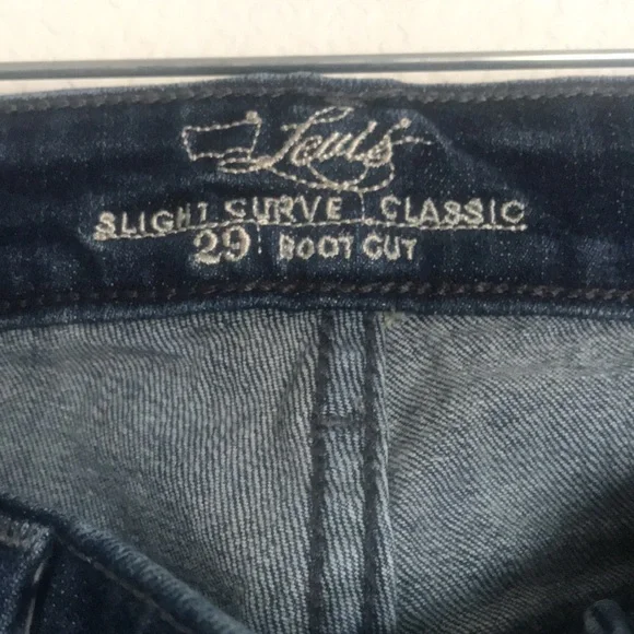 Levi Jeans 8/29 slight Curve Classic boot cut - Picture 3 of 5